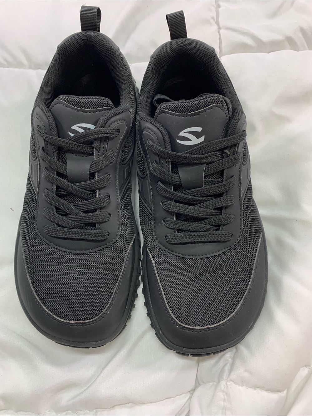 Pre loved HOBIBEAR shoes size 8